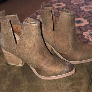 Boutique booties